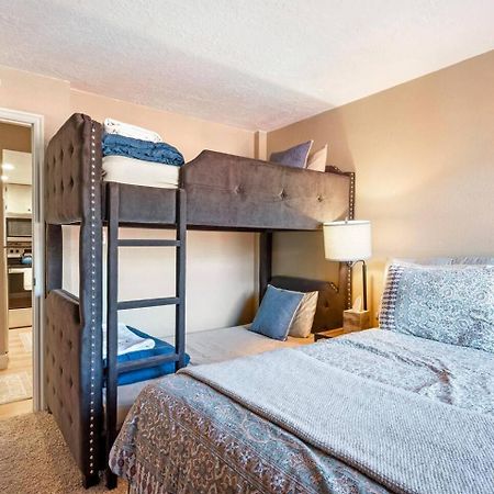 Giant Steps #43 W Hot Tub, Sauna, And Game Room! Brian Head Luaran gambar